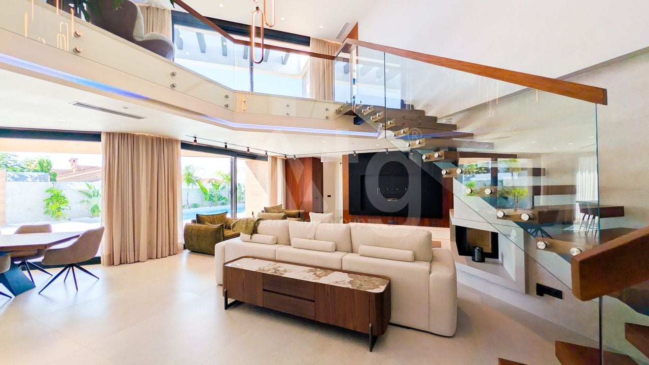 Villa de 4 chambres à Ciudad Quesada - ET153888 - Photo - 8