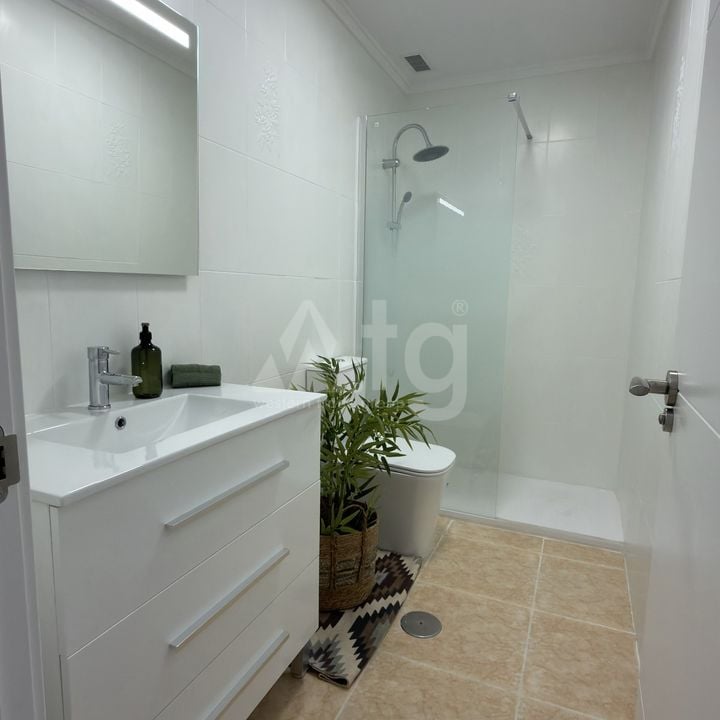 Appartement de 2 chambres à Torrevieja - CI153930 - Photo - 8