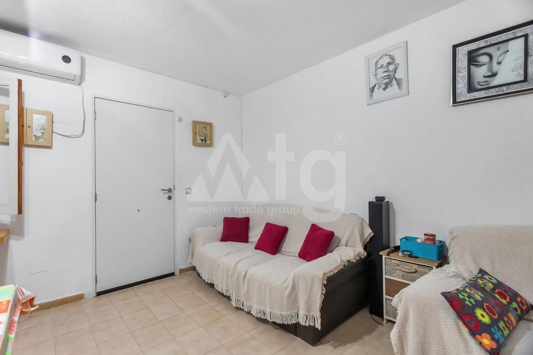 Bungalow de 2 chambres à Torrevieja - GVS154018 - Photo - 8