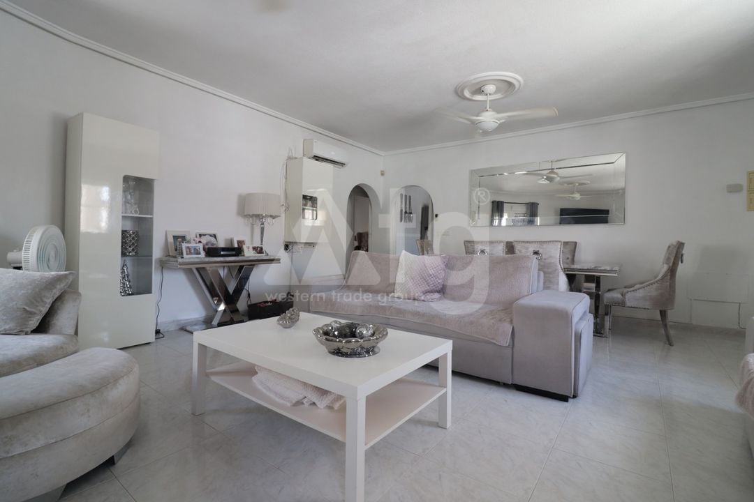 4 bedroom Villa in Rojales - VRE154019 - Photo - 8