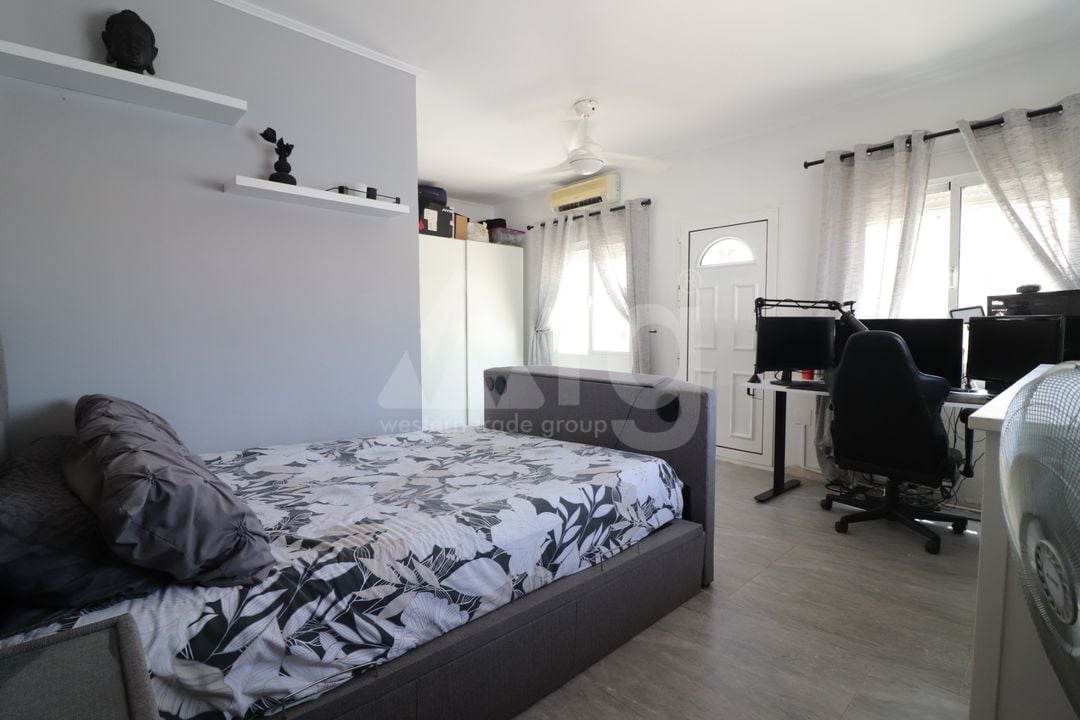 4 bedroom Villa in Rojales - VRE154019 - Photo - 20