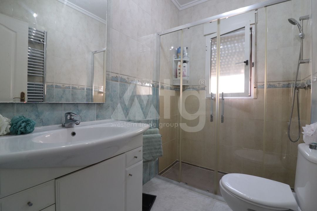 4 bedroom Villa in Rojales - VRE154019 - Photo - 24