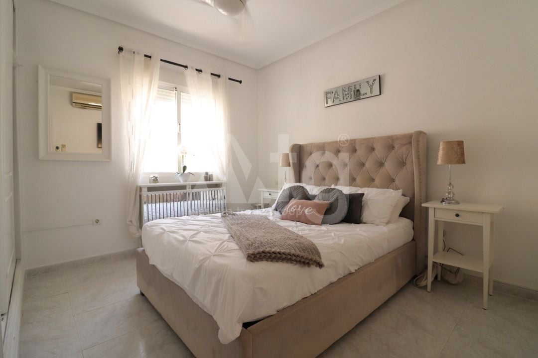 4 bedroom Villa in Rojales - VRE154019 - Photo - 16