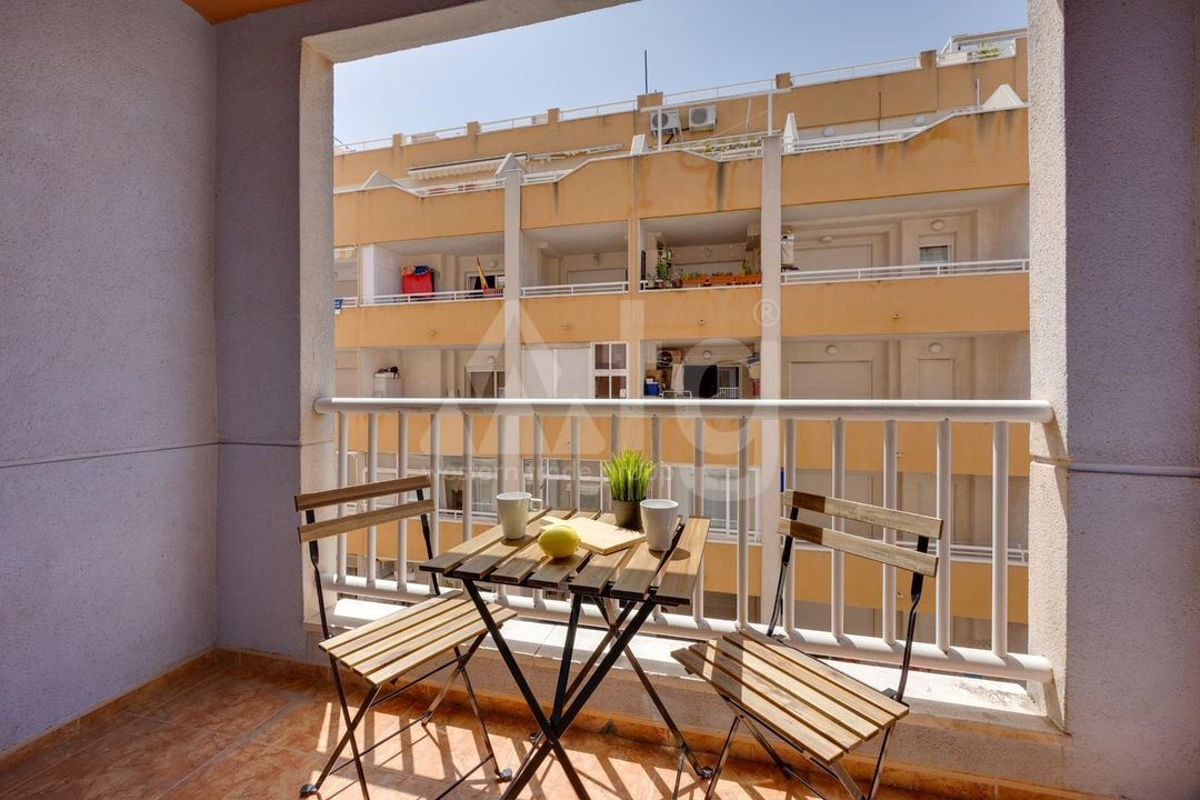2 bedroom Apartment in Torrevieja - CYM154062 - Photo - 16