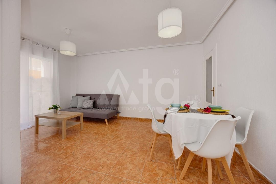 2 bedroom Apartment in Torrevieja - CYM154062 - Photo - 4