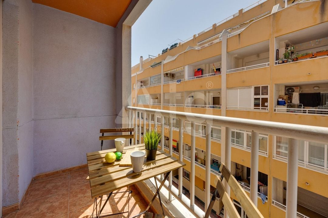 2 bedroom Apartment in Torrevieja - CYM154062 - Photo - 18