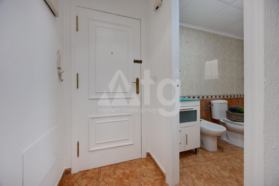 2 bedroom Apartment in Torrevieja - CYM154062 - Photo - 15