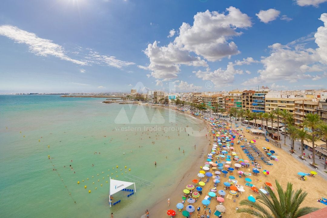 2 bedroom Apartment in Torrevieja - CYM154062 - Photo - 28