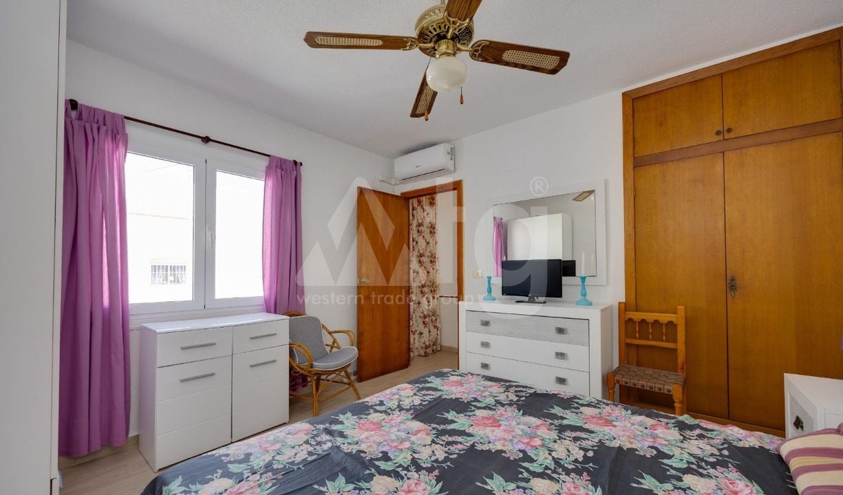 Villa de 2 chambres à Torrevieja - CYM154063 - Photo - 15