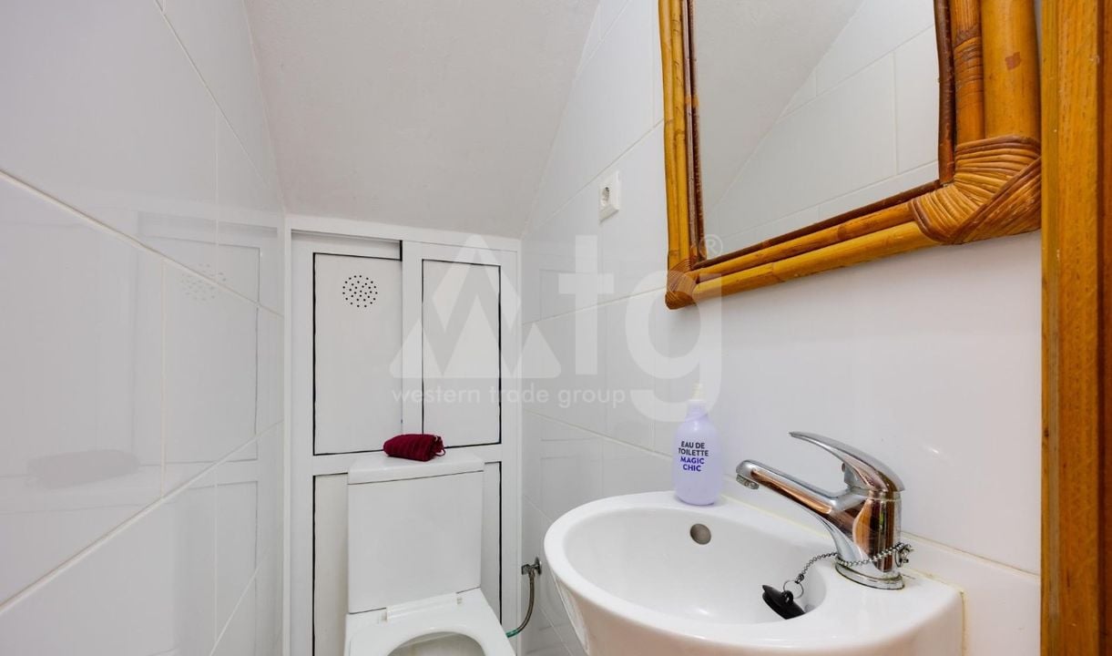 Villa de 2 chambres à Torrevieja - CYM154063 - Photo - 19