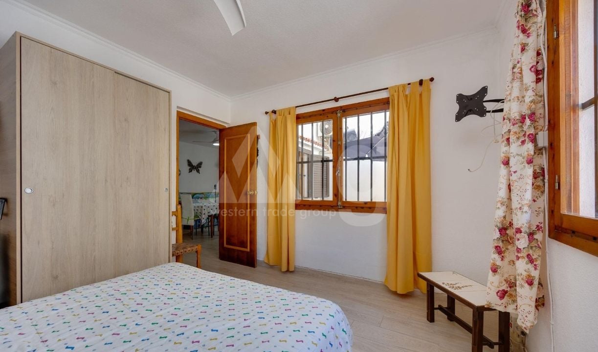 Villa de 2 chambres à Torrevieja - CYM154063 - Photo - 13