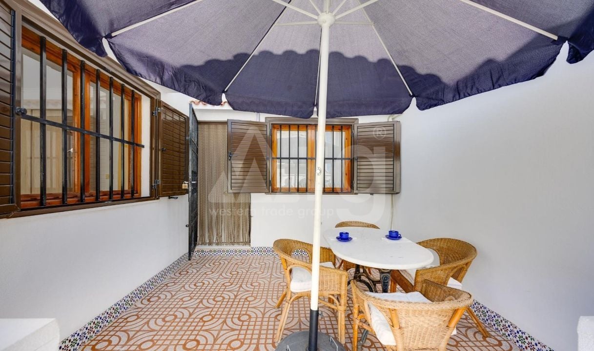 Villa de 2 chambres à Torrevieja - CYM154063 - Photo - 20