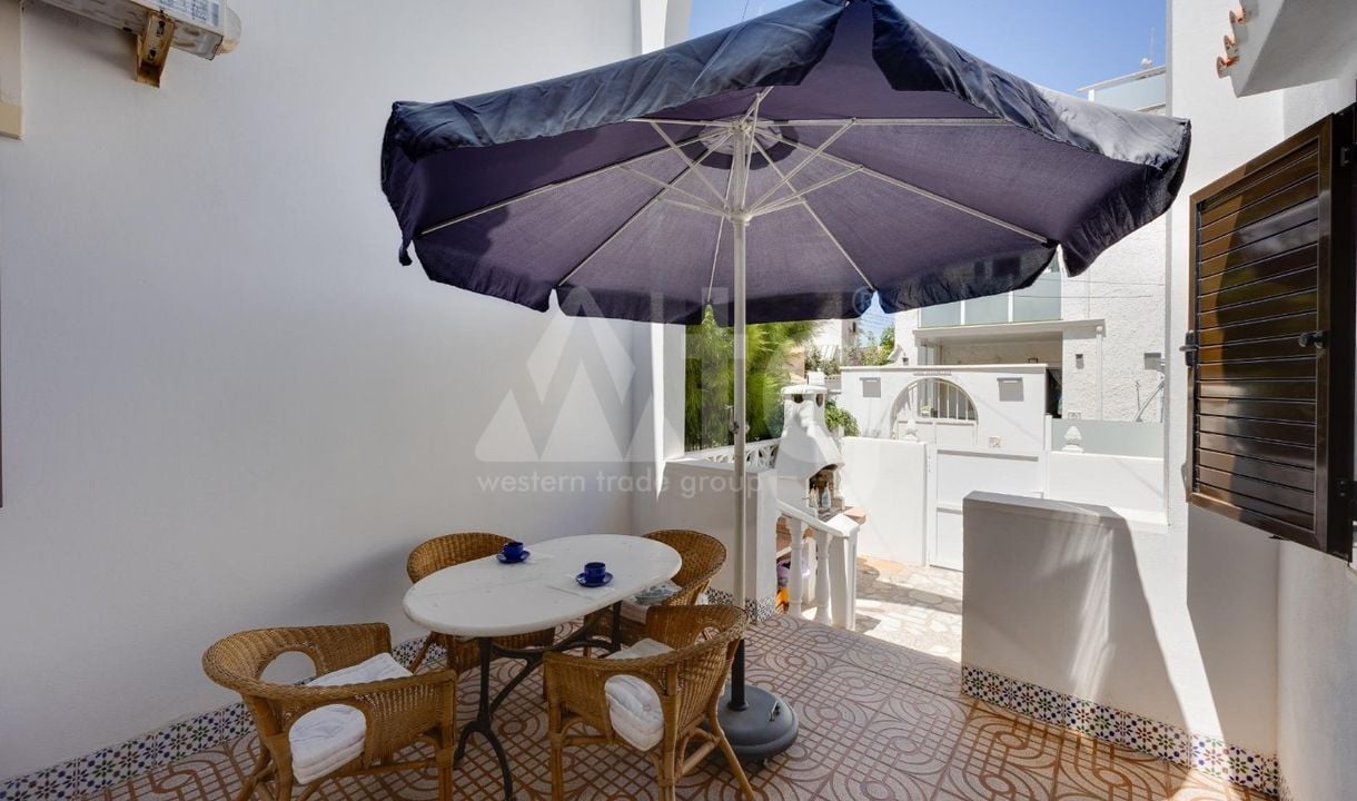Villa de 2 chambres à Torrevieja - CYM154063 - Photo - 22