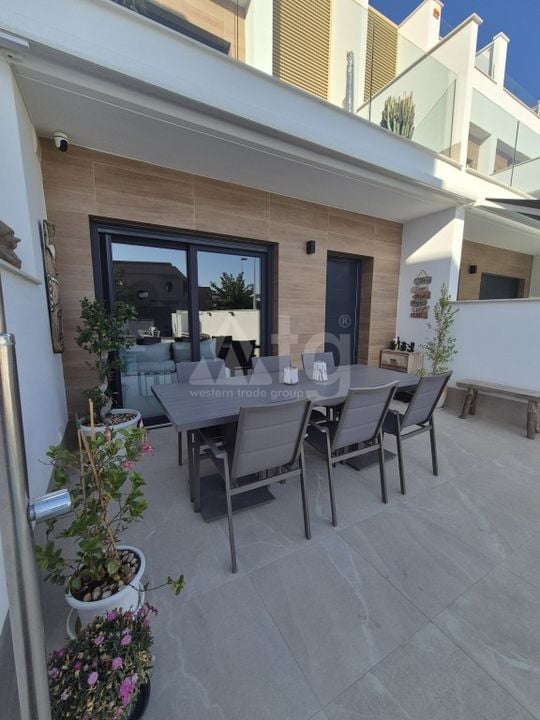 Adosado de 3 habitaciones en San Pedro del Pinatar - SID154098 - Foto - 2