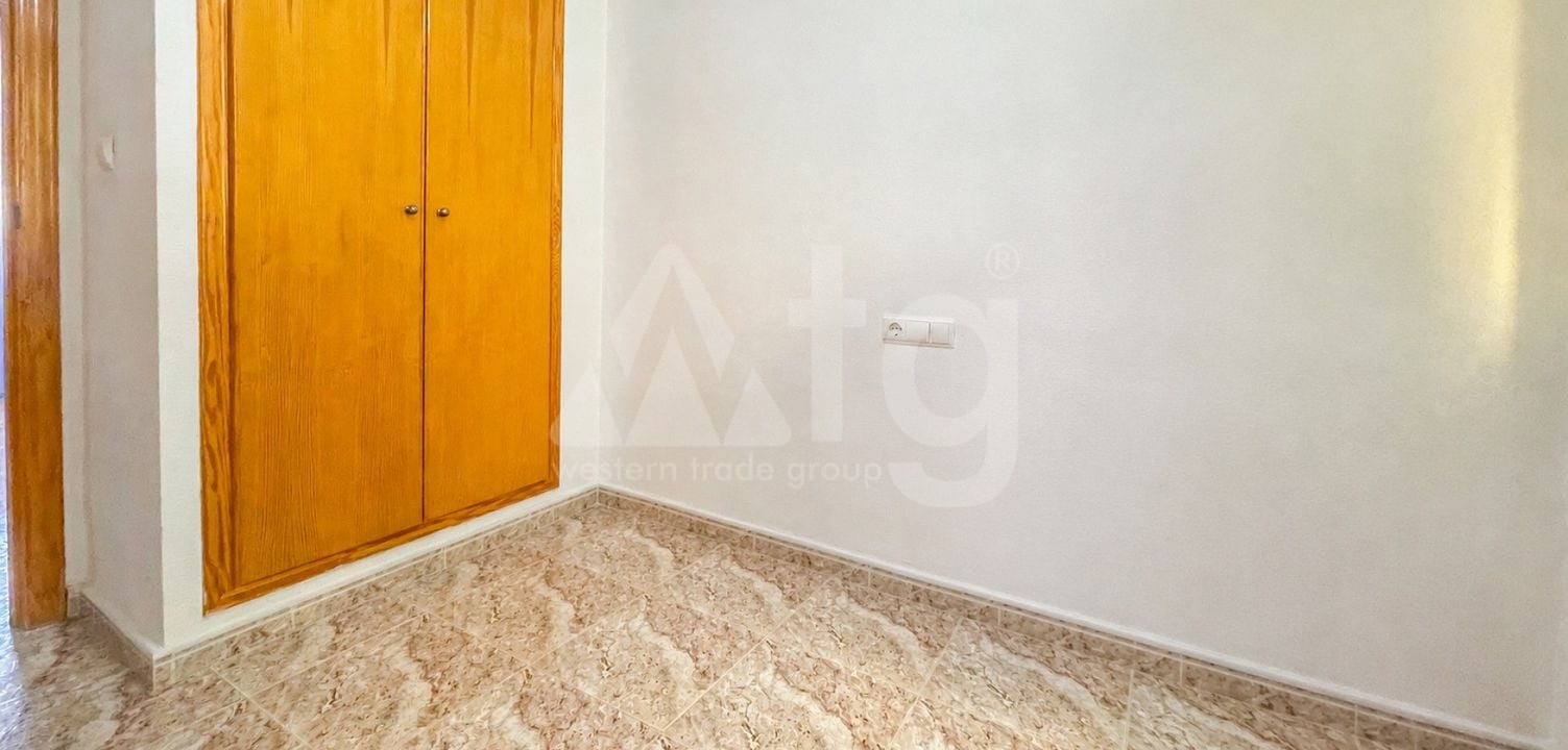 Appartement de 3 chambres à Torrevieja - MVR154149 - Photo - 12