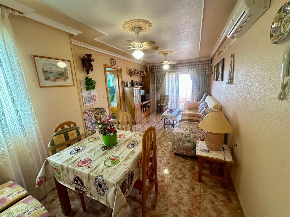 Appartement de 2 chambres à Torrevieja - GVS154204 - Photo - 2