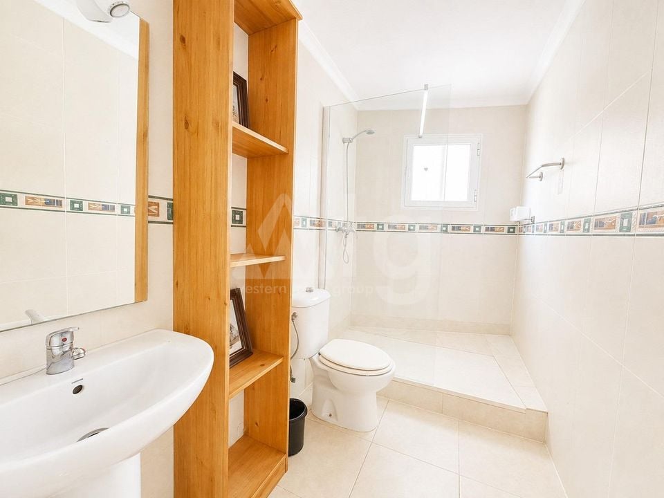 Appartement de 2 chambres à Torrevieja - GVS154205 - Photo - 12