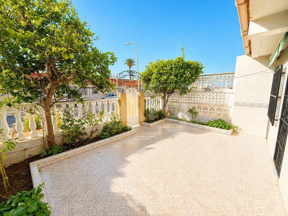 Bungalow de 2 chambres à Torrevieja - GVS154206 - Photo - 2