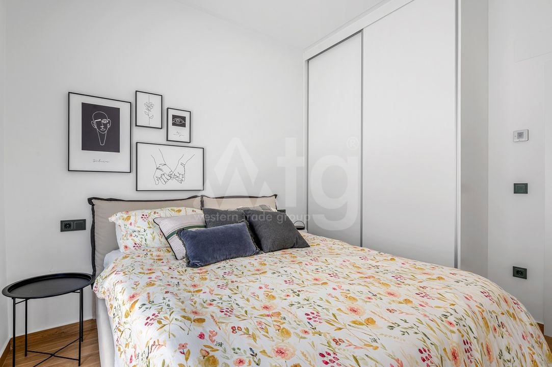 Villa de 3 habitaciones en Benijófar - CBB154207 - Foto - 23
