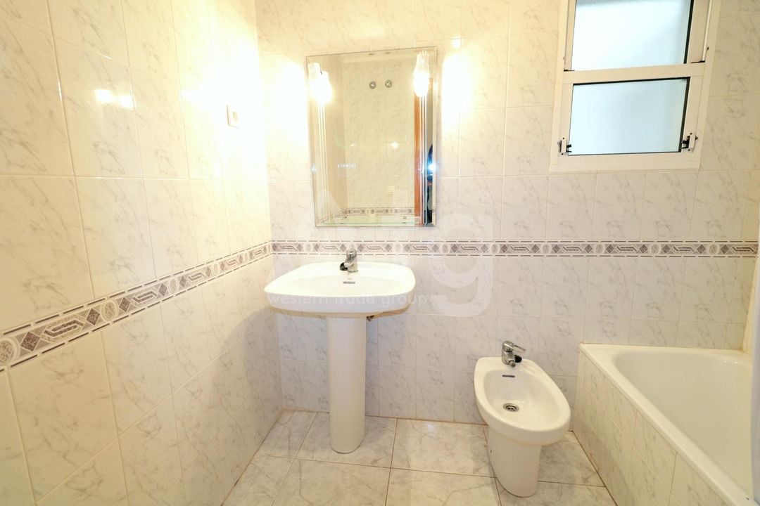 Appartement de 2 chambres à Torrevieja - AG154292 - Photo - 13