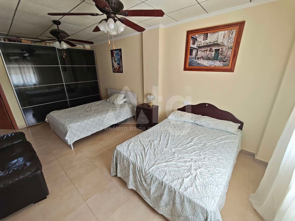 Villa de 5 habitaciones en Pinoso - EDP154213 - Foto - 11