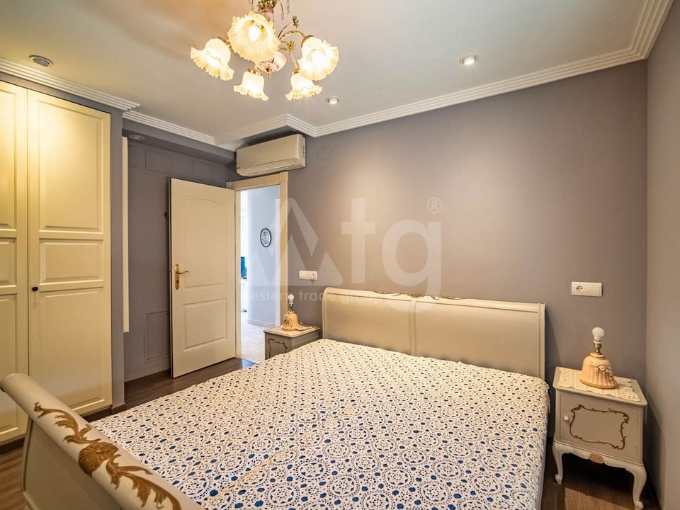 9 bedroom Villa in La Nucia - DJP154215 - Photo - 16