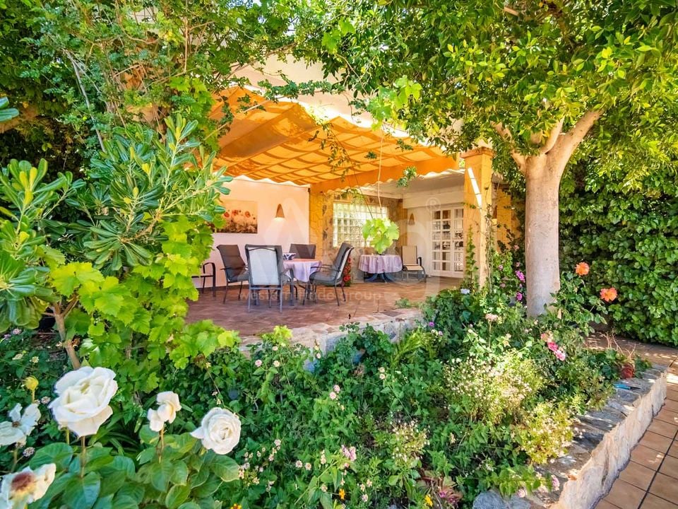 9 bedroom Villa in La Nucia - DJP154215 - Photo - 39