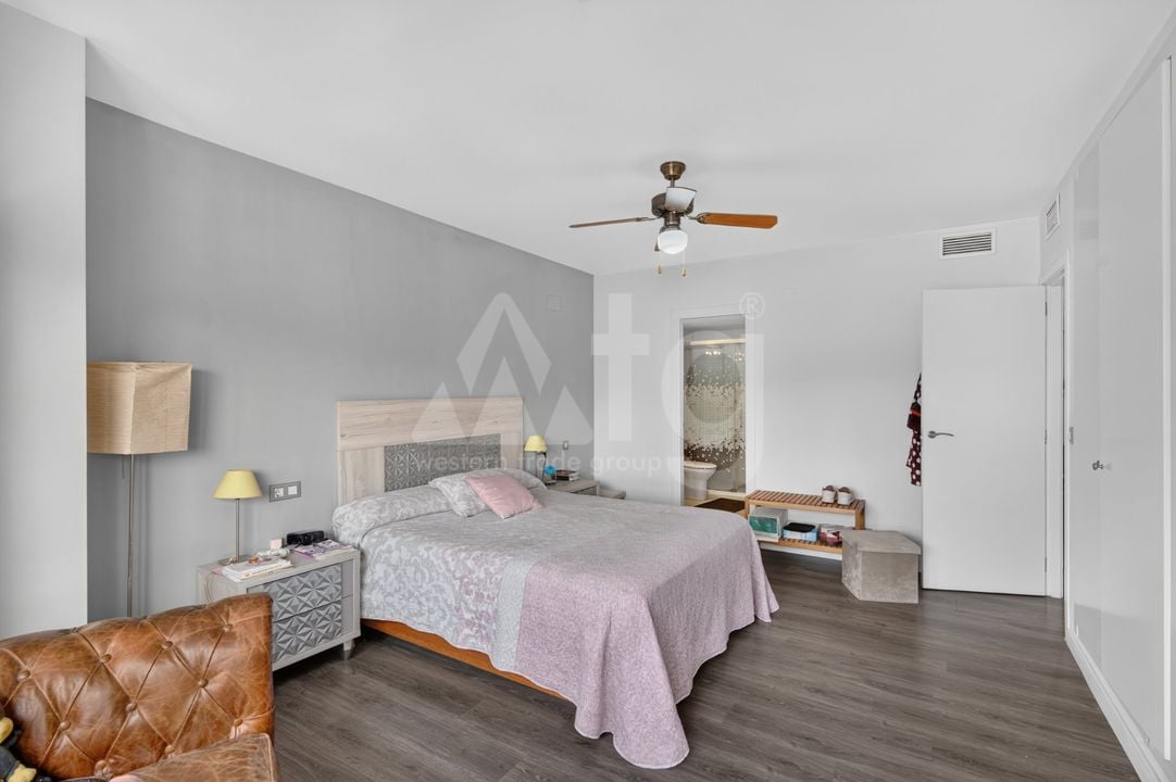 4 bedroom Penthouse in Alicante - CBE154240 - Photo - 17