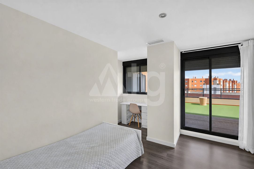 4 bedroom Penthouse in Alicante - CBE154240 - Photo - 24
