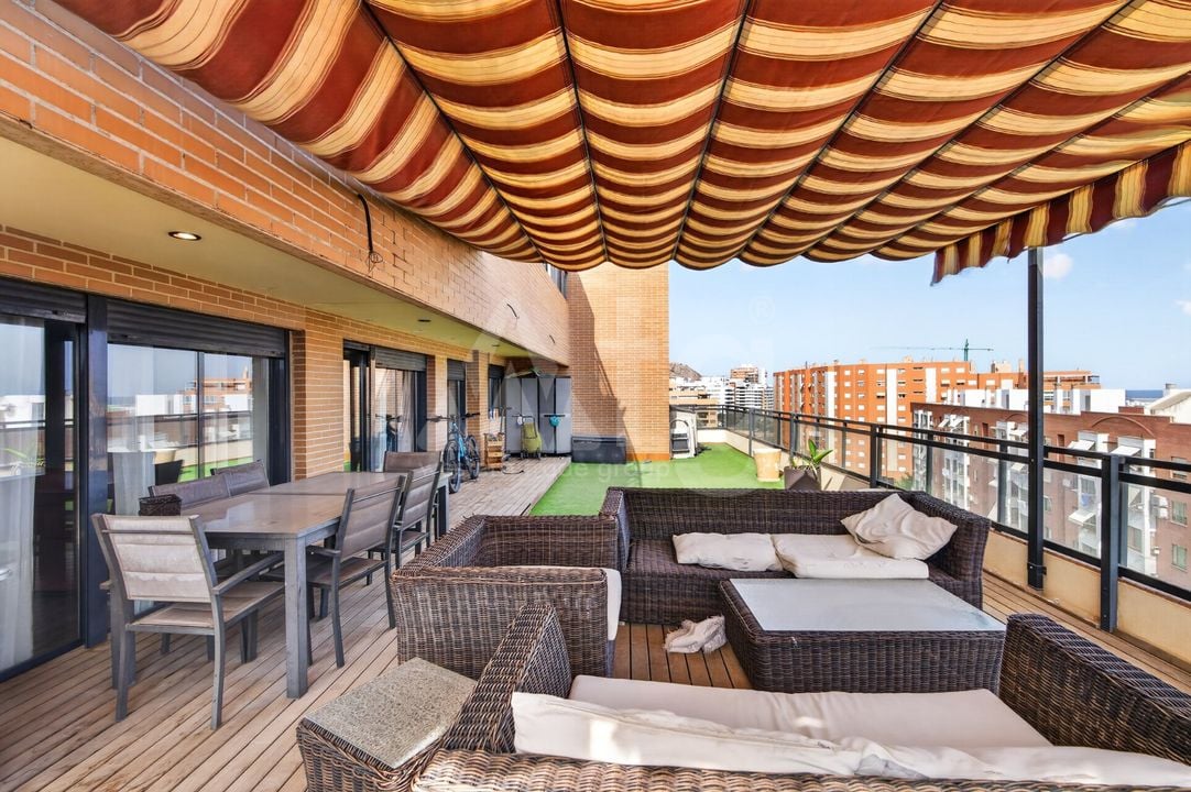 4 bedroom Penthouse in Alicante - CBE154240 - Photo - 31