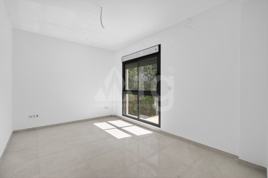 Villa de 5 habitaciones en San Vicente del Raspeig - CBE154242 - Foto - 12