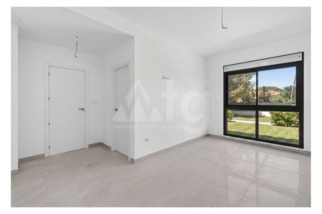 Villa de 5 habitaciones en San Vicente del Raspeig - CBE154242 - Foto - 13