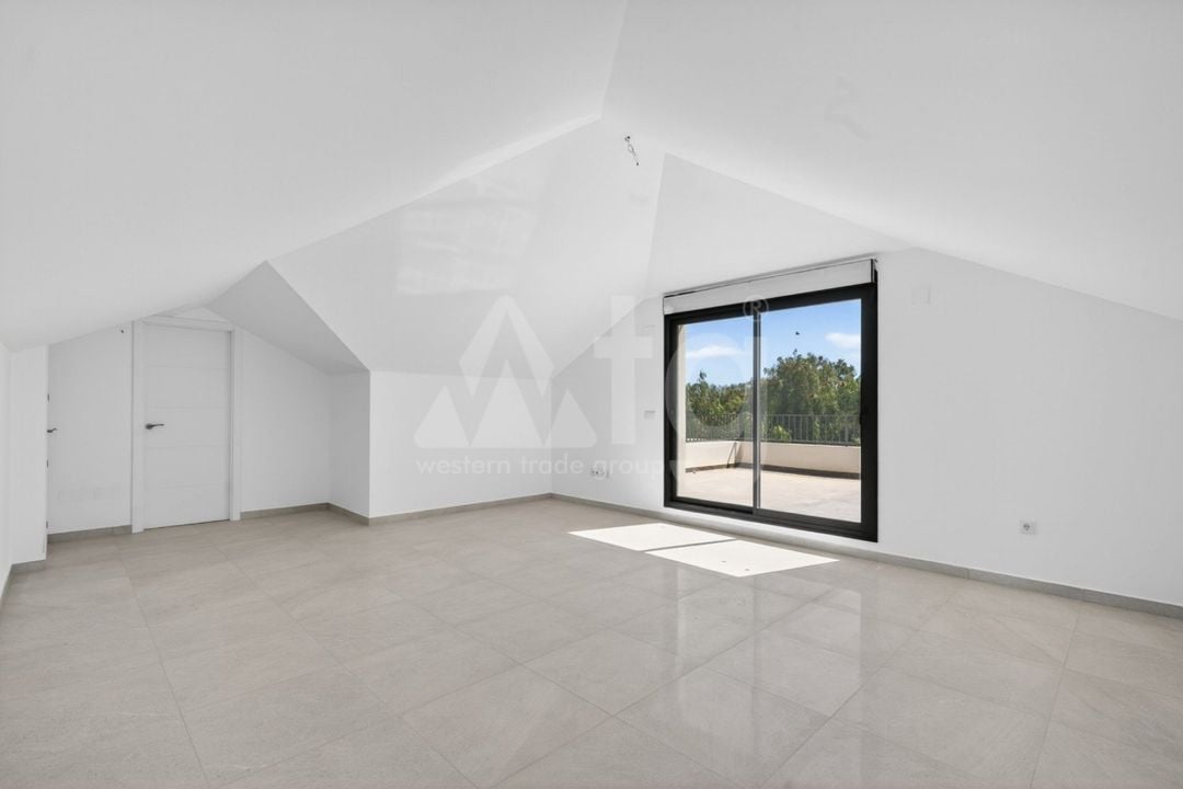 Villa de 5 habitaciones en San Vicente del Raspeig - CBE154242 - Foto - 17