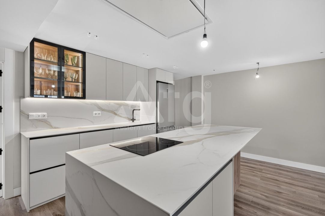 4 bedroom Apartment in Elche - CBE154245 - Photo - 7