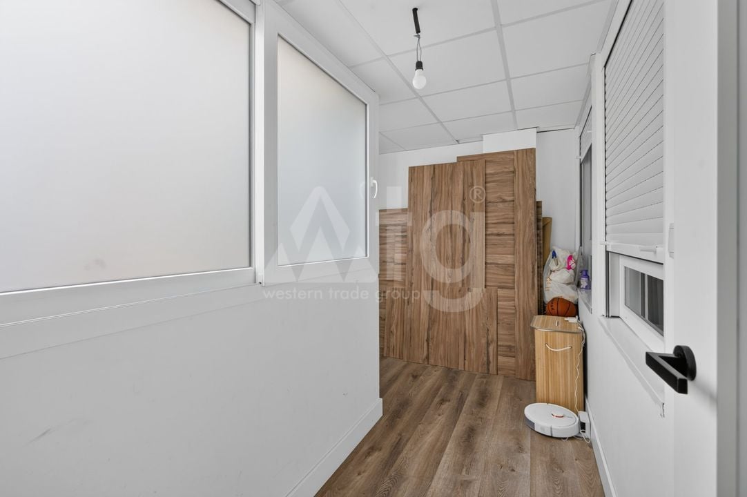 4 bedroom Apartment in Elche - CBE154245 - Photo - 11