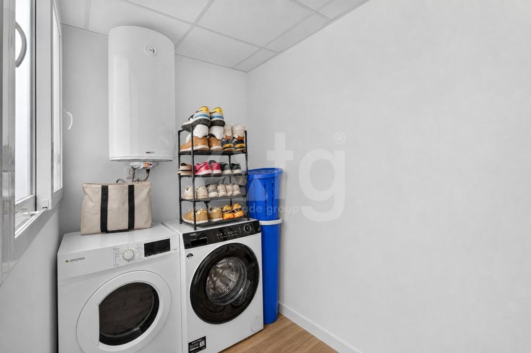 4 bedroom Apartment in Elche - CBE154245 - Photo - 12