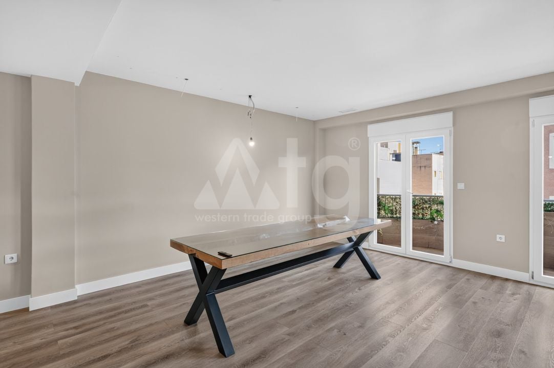 4 bedroom Apartment in Elche - CBE154245 - Photo - 6