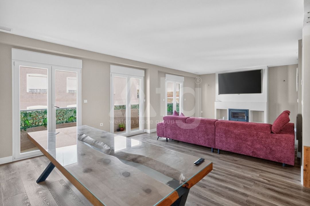 4 bedroom Apartment in Elche - CBE154245 - Photo - 3