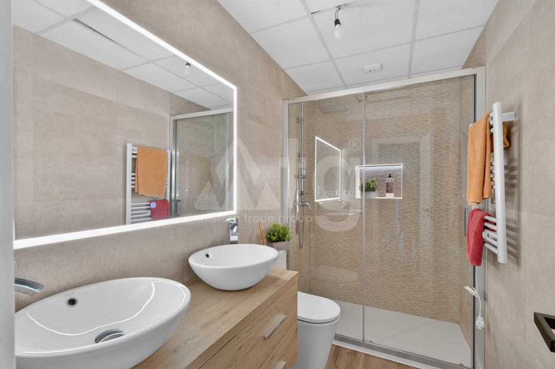 4 bedroom Apartment in Elche - CBE154245 - Photo - 18
