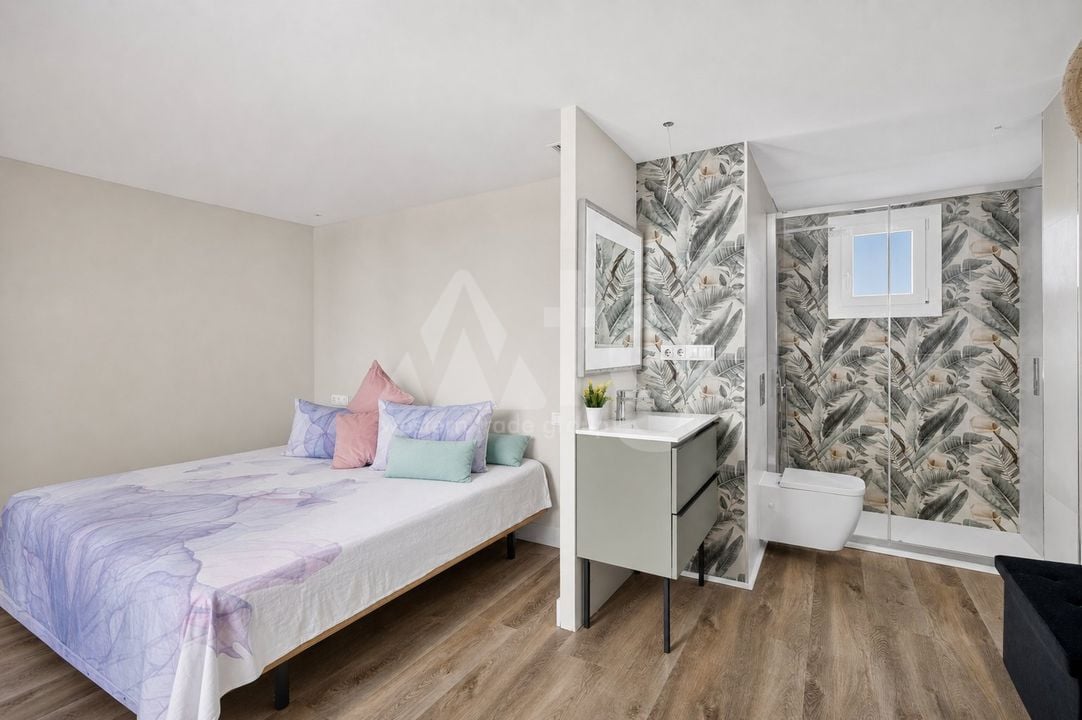 4 bedroom Apartment in Elche - CBE154245 - Photo - 13