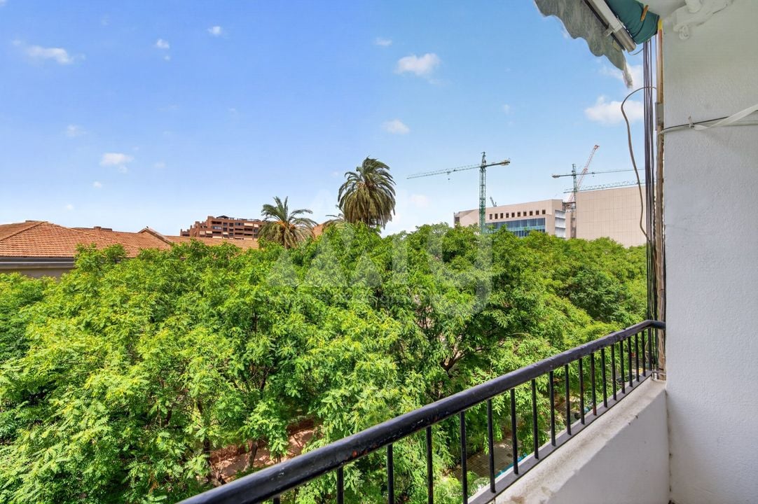 4 bedroom Apartment in Alicante - CBE154246 - Photo - 2