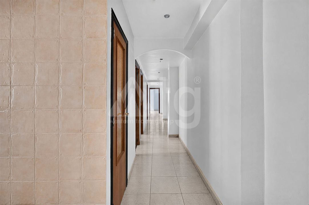 4 bedroom Apartment in Alicante - CBE154246 - Photo - 11