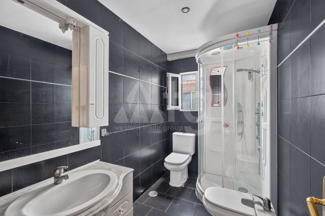 4 bedroom Apartment in Alicante - CBE154246 - Photo - 13