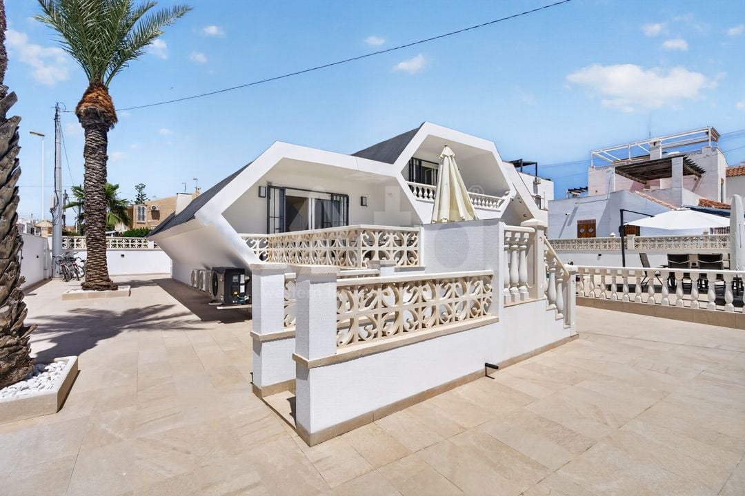 Villa de 3 chambres à Torrevieja - CBE154250 - Photo - 2
