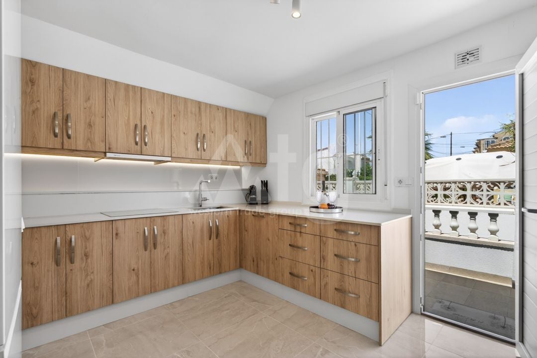 Villa de 3 chambres à Torrevieja - CBE154250 - Photo - 7