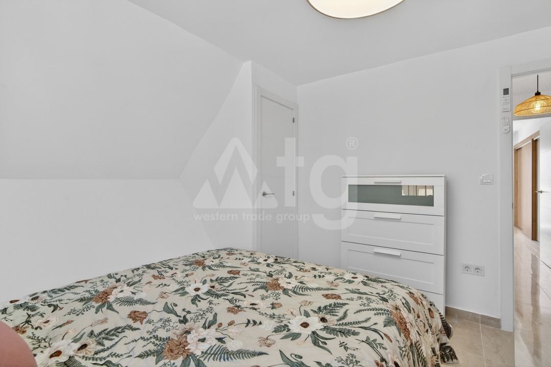 Villa de 3 chambres à Torrevieja - CBE154250 - Photo - 13