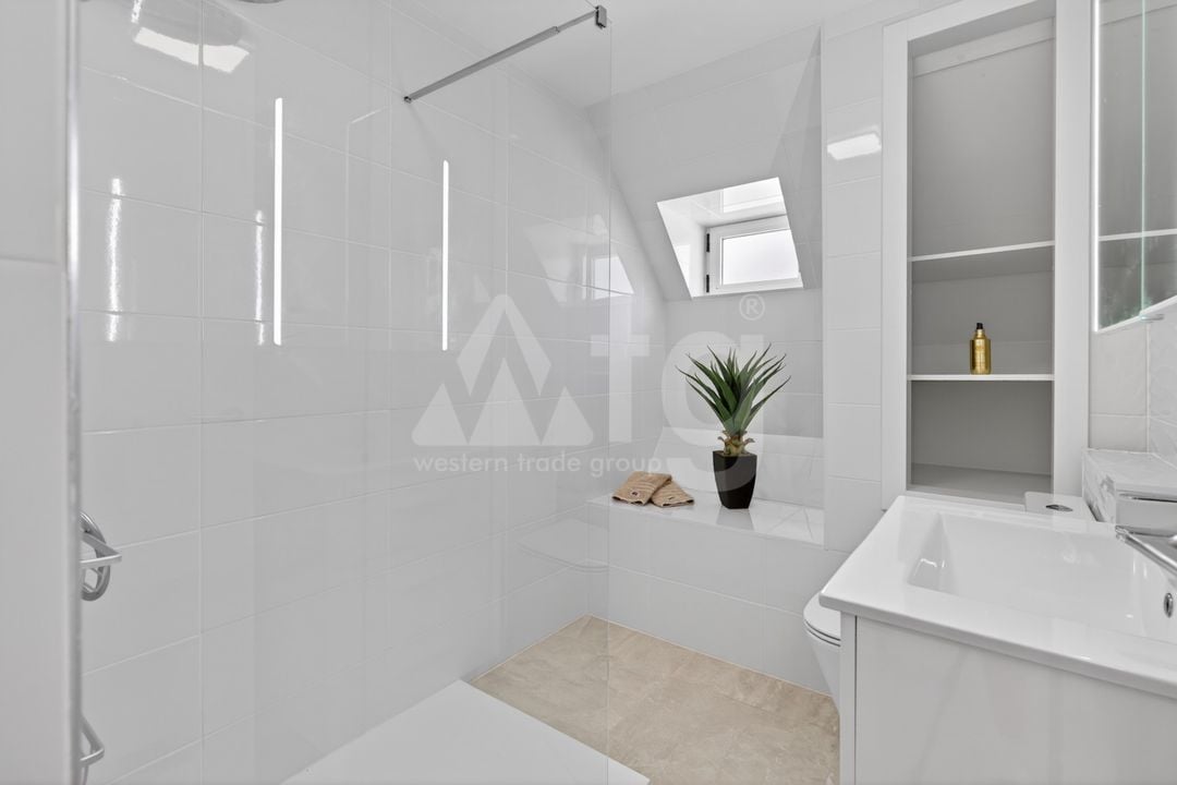 Villa de 3 chambres à Torrevieja - CBE154250 - Photo - 15