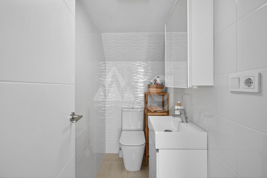 Villa de 3 chambres à Torrevieja - CBE154250 - Photo - 16