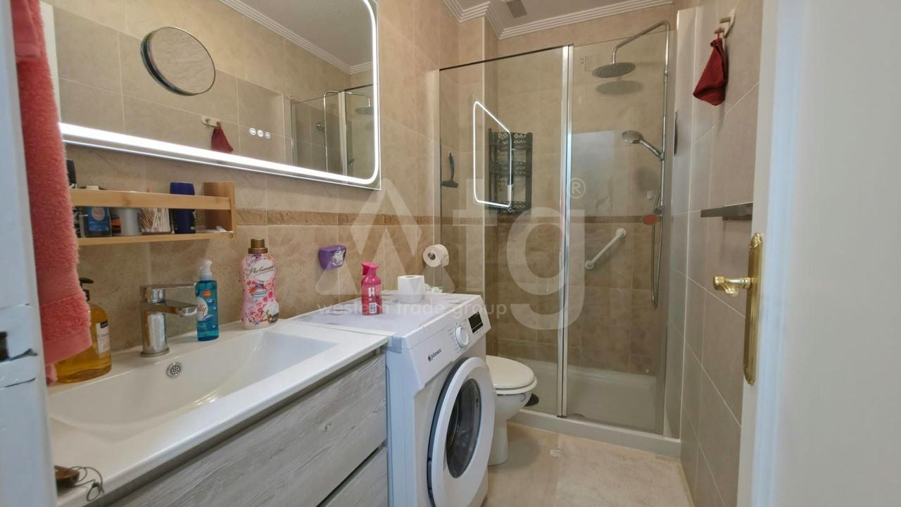 Appartement de 2 chambres à Torrevieja - AG154277 - Photo - 11