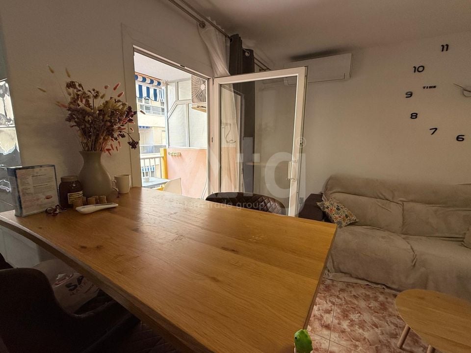 Appartement de 2 chambres à Torrevieja - AG154286 - Photo - 7